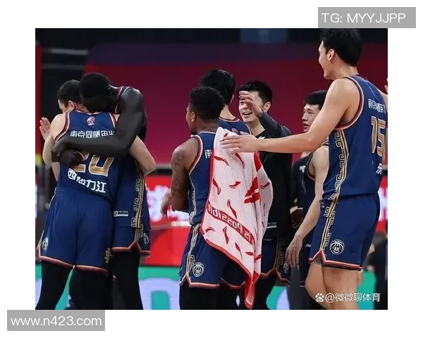 北京排球队以87分领跑奥运会积分榜展现强大实力和竞争力 北京排球队以87分领跑奥运会积分榜展现强大实力和竞争力