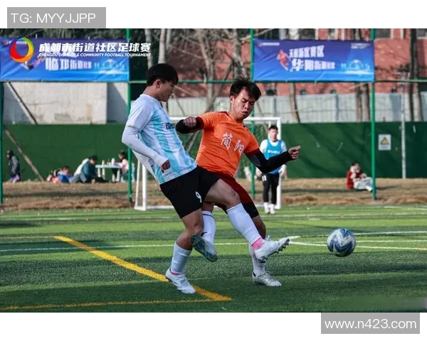 成都与武汉足球队速度较量赛后分析与战术反思 成都与武汉足球队速度较量赛后分析与战术反思